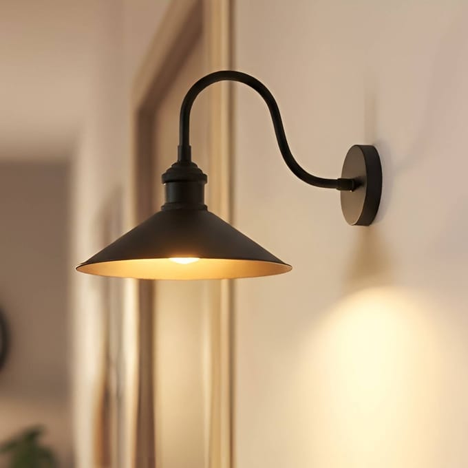 ROYALTECH Christer wandlamp, zwart, breedte 24 cm, metaal, E27