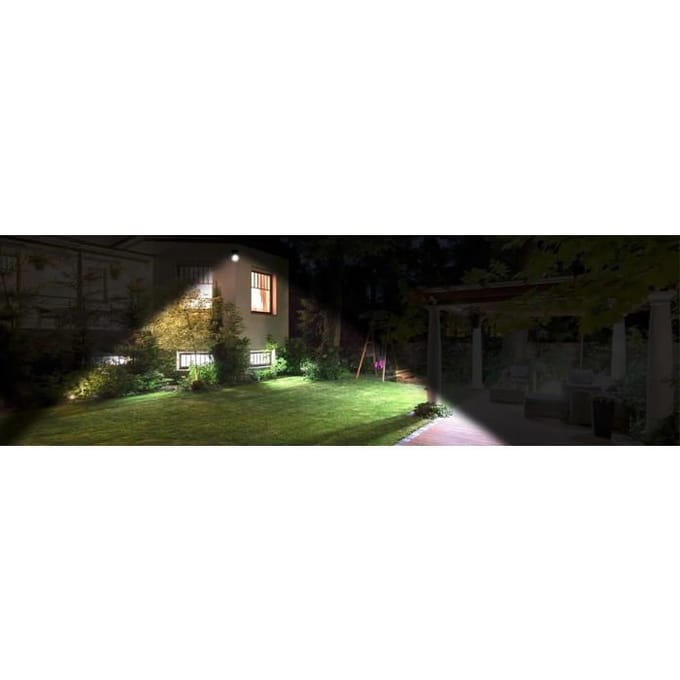 Panta Safe Light Solar LED - 8 high-power LEDs - up to 7.5 m range - weatherproof & robust - switch-off function - daylight sensor