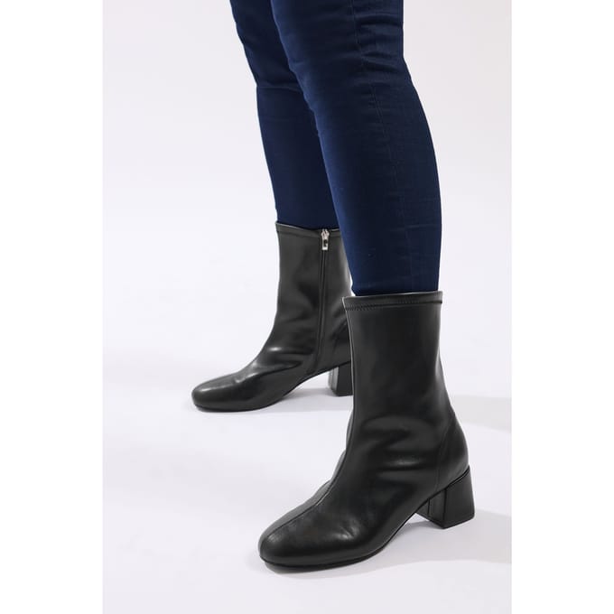 Yours Zwarte Stretchlaarzen Met Blokhak En Extra Brede Eeepasvormsize 41EEE