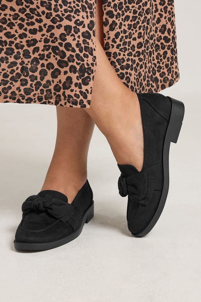 Yours Zwarte Loafers Van Microvezel Met Strik In Brede Epasvormsize 41EEE