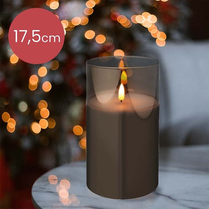 LED kaars cedar bruin met rook grijs glas en vlam effect - 10 x 17,5cm - voor binnen