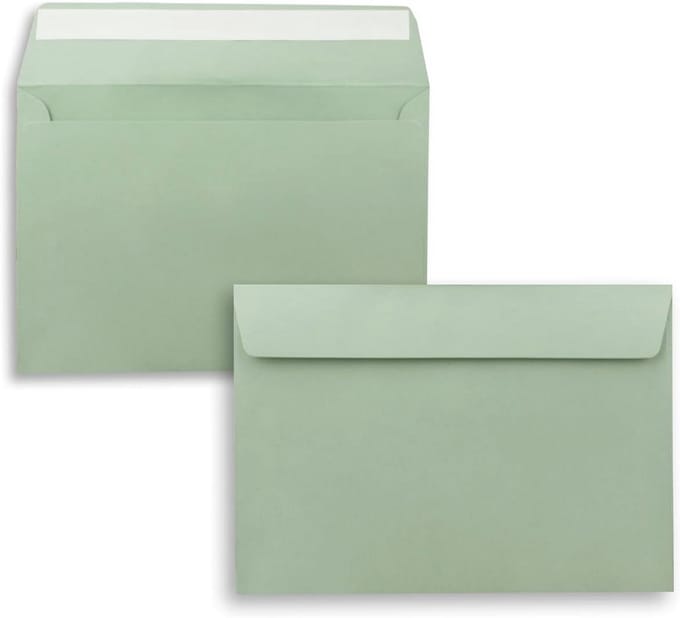Omgoods - 50 x C5 Enveloppen Eucalyptus Groen - Zelfklevend voor Uitnodigingen