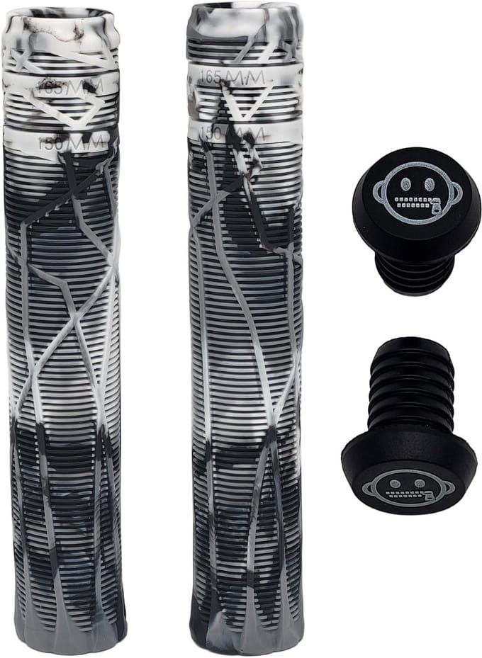 Zipit Almighty Grips 180mm Triple Color Stuntstep Handvatten