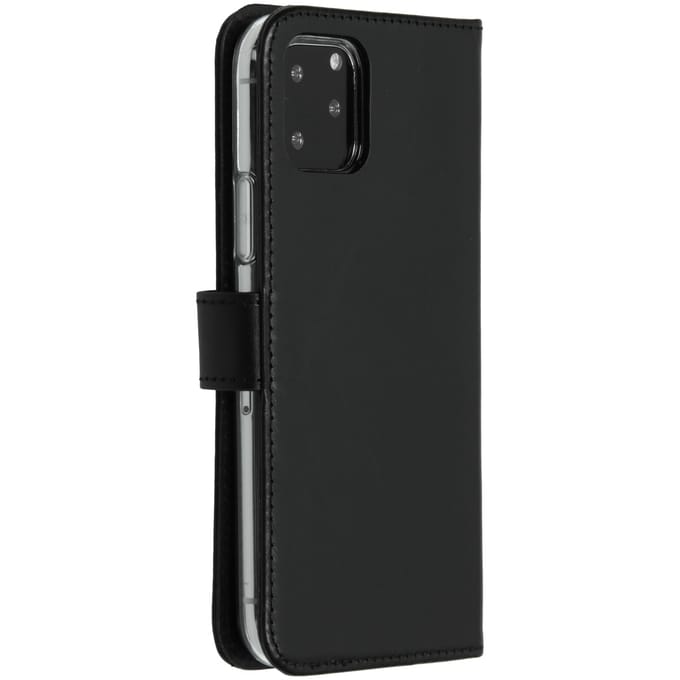 Selencia Hoesje - Geschikt voor Apple iPhone 11 Pro - Echt Lederen Bookcase - Zwart
