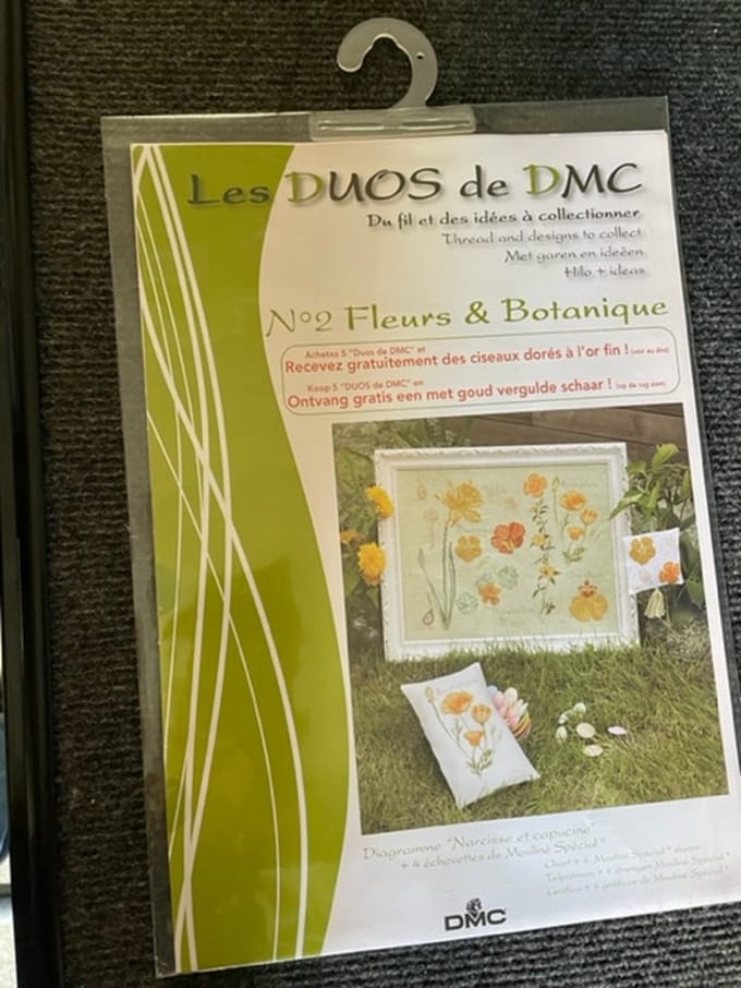 Telpatroon van DMC Nr 14561D  met 4 gratis strengen Dmc