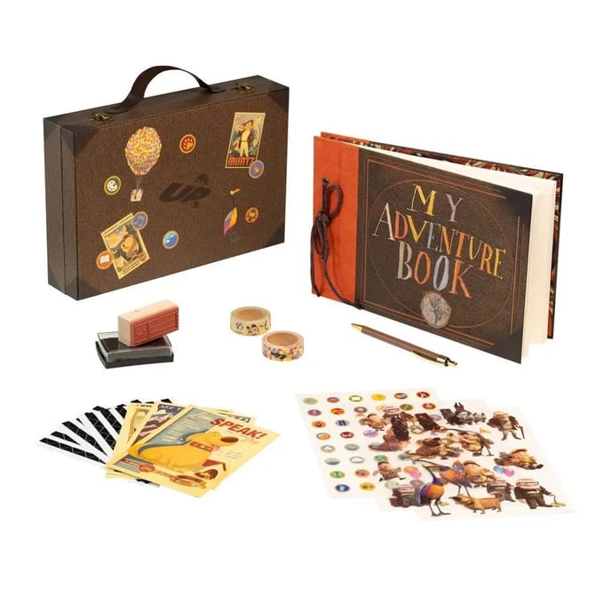 Grupo Erik Disney UP Reisscrapbook Set - Pixar Fotoalbum Scrapbook | My Adventure Book - Reisherinneringsalbum, Disney Cadeaus voor Dames & Heren