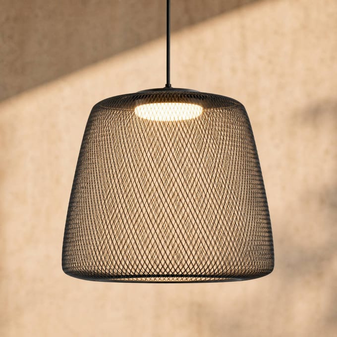 Lucande LED buiten hanglamp Korvyn, zwart, Ø 50 cm, traploos dimbaar