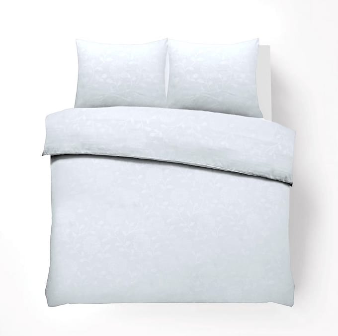 Husch Dekbedovertrek - Embossed Flower - 200x200/220 - Wit