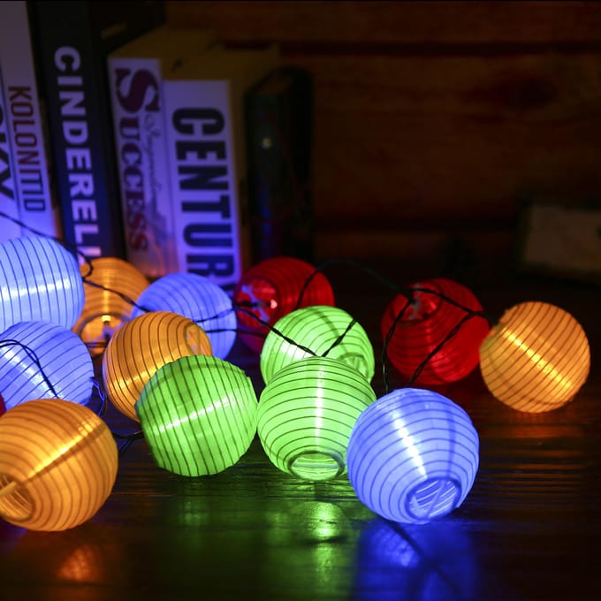 6.5Meter/21.3Ft 30 LED's Zonne-energie Energie Feeënlicht Lichtslinger Gazonlamp met Constante veelkleurig