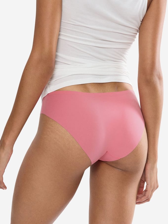 Triumph Tai-Slip Red Label Smart Invisible