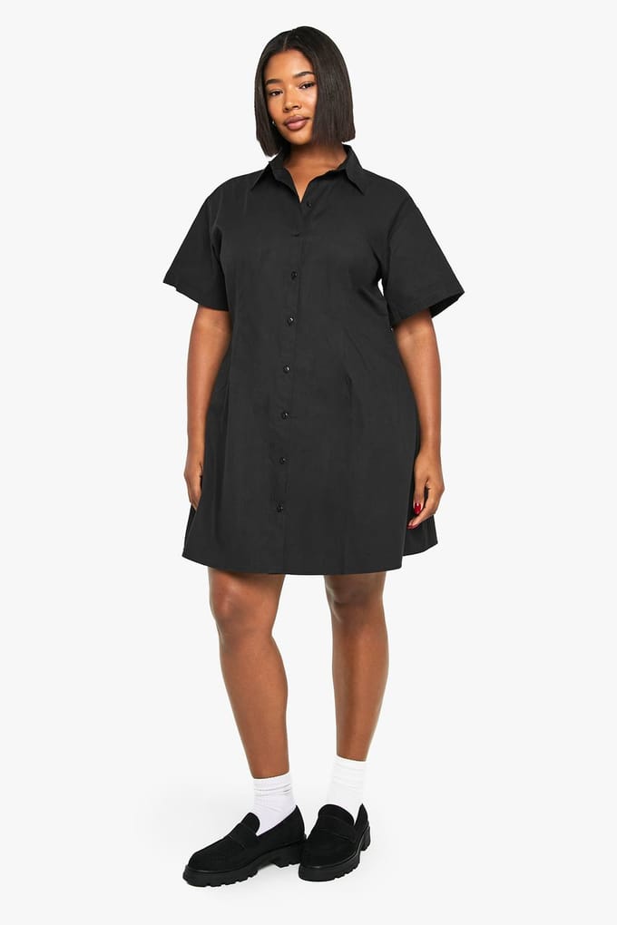 boohoo Dames Plus Poplin Getailleerde Shirtjurk | Black | Maat: 24