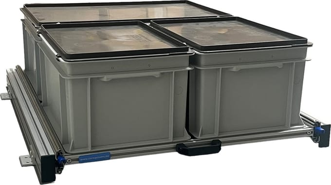 Aluminium schuifframe voor camper 80x60 cm inclusief 3 bakken met deksel