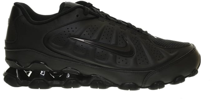 Baskets Nike Reax 8
