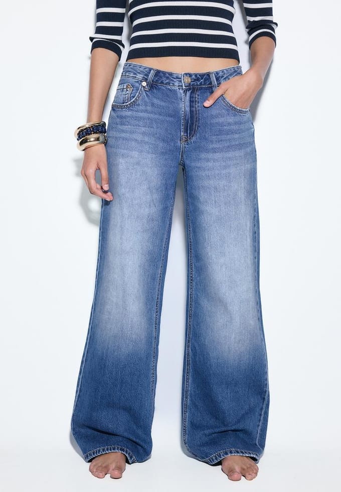 Stradivarius D91 Low-rise wide-leg jeans  MIDDENBLAUWE DENIM WASSING 38