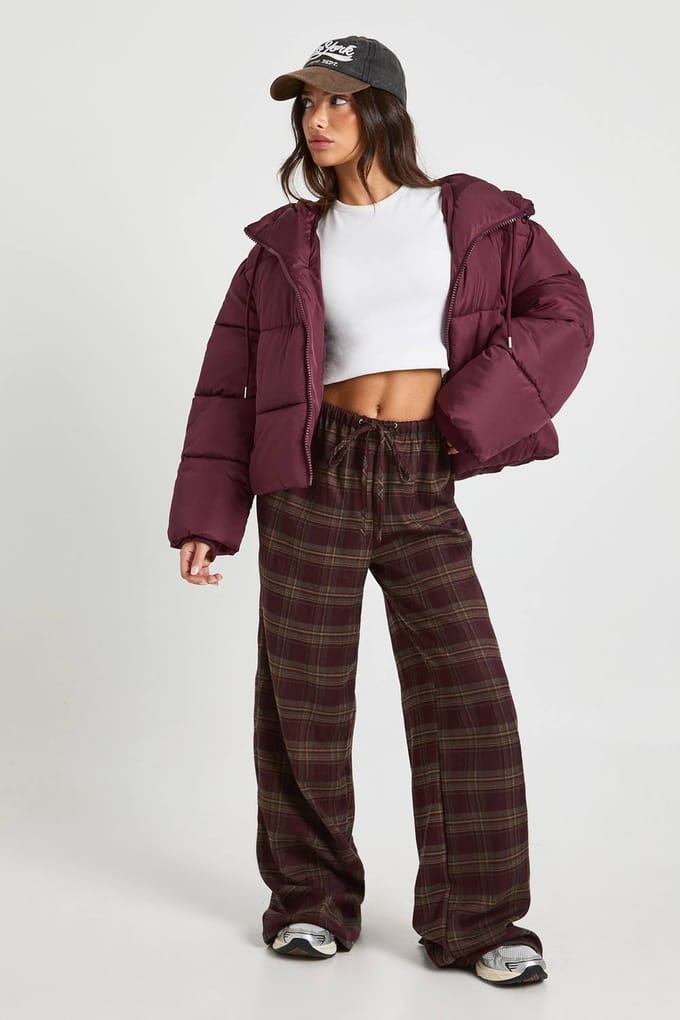 boohoo Dames Kleine capuchon gevoerde pufferjas | Plum | Maat: 14
