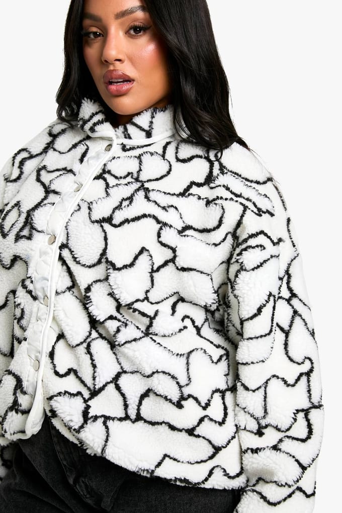 boohoo Dames Plus abstracte print boxy oversized teddyjas | White | Maat: 28
