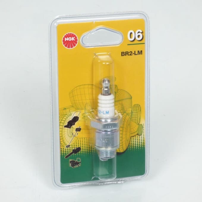 Bougie d'allumage NGK pour Auto BR2-LM / 4740 / blister Neuf
