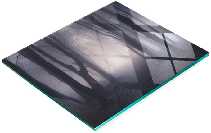 Multifunctioneel decoratief glazen bord met print van een donker bos, 60x52 cm