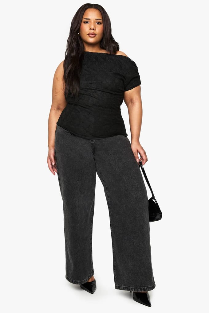 boohoo Dames PLUS ASYMMETRISCHE HALSLijN KANTTOP | Zwart | Maat: 54