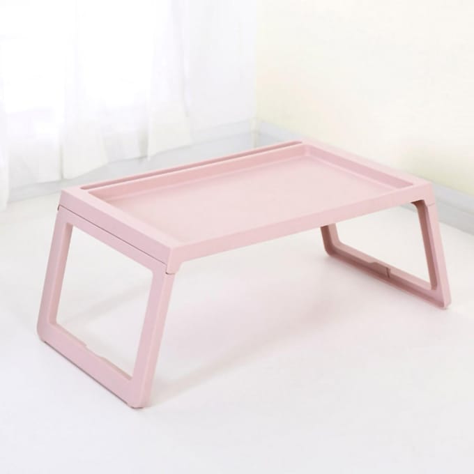 Bureau de Lit pour Ordinateur Portable PP Pliant Simple Design Rainuré Vers le Bas Table de Lit avec Trou de Charge pour 68x35.8x27.5cm rose