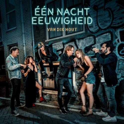 Een Nacht Eeuwigheid - Van Dik Hout