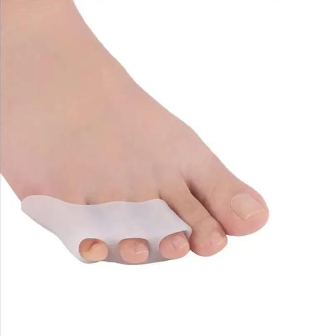 Séparateur d'orteils à trois trous pour petits orteils, outil de soin des pieds blanc