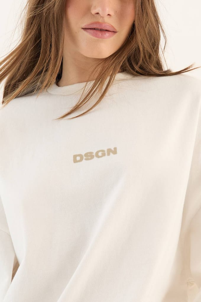 Dames Dsgn Studio Zwaar Gewassen Oversized T-shirt Met Korte Mouwen | Creme | Maat: 3XL