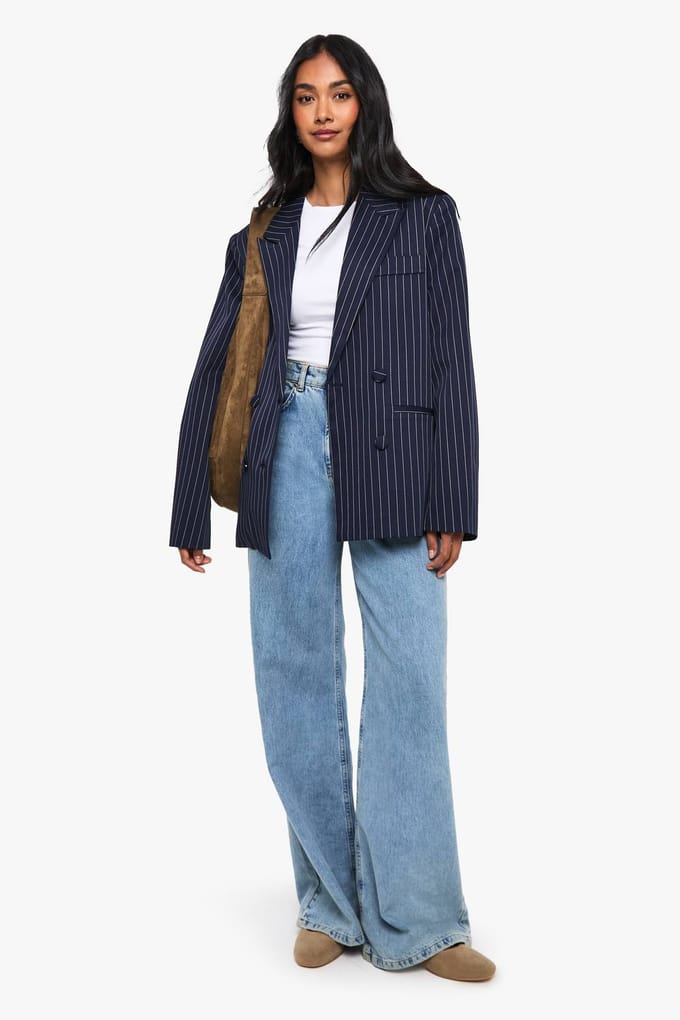 boohoo Dames Fijn gestreepte dubbelrevers oversized getailleerde blazer | Marineblauw | Maat: 42