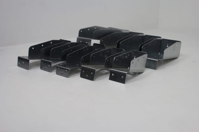 Balkdragers met korte lip - balkverbinder voor houtbouw - 71 x 221 mm
