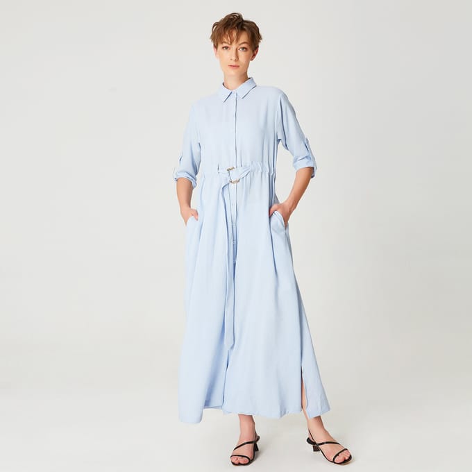 Lange minimalistische shirtjurk