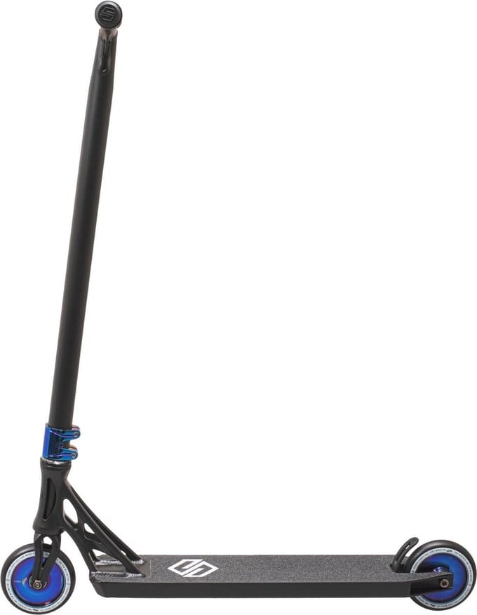 Striker Essence Stuntstep Blue Chrome