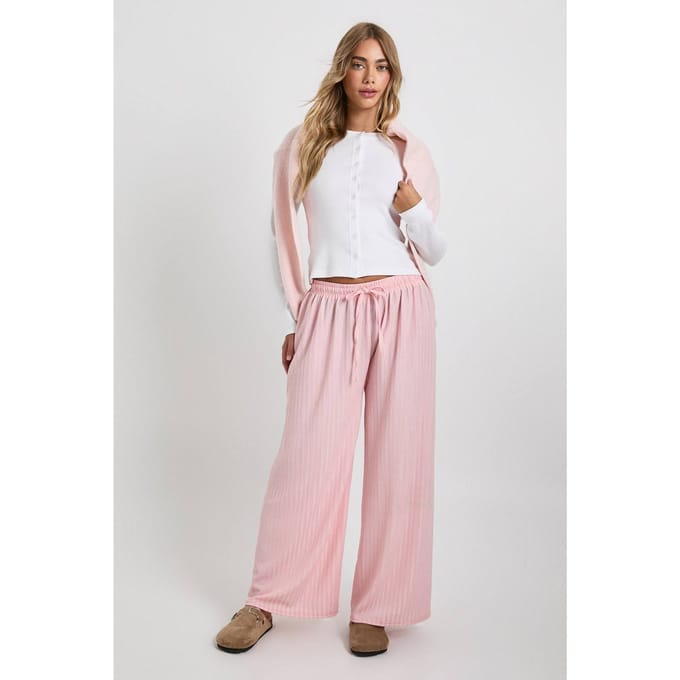 boohoo Dames Getextureerde broek met wijde pijpen | Roze | Maat: Small/Medium