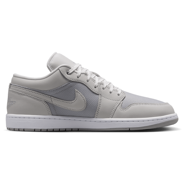 Jordan 1 Low Sneakers Heren - Wit - Maat 38.5 - Mesh/Synthetisch