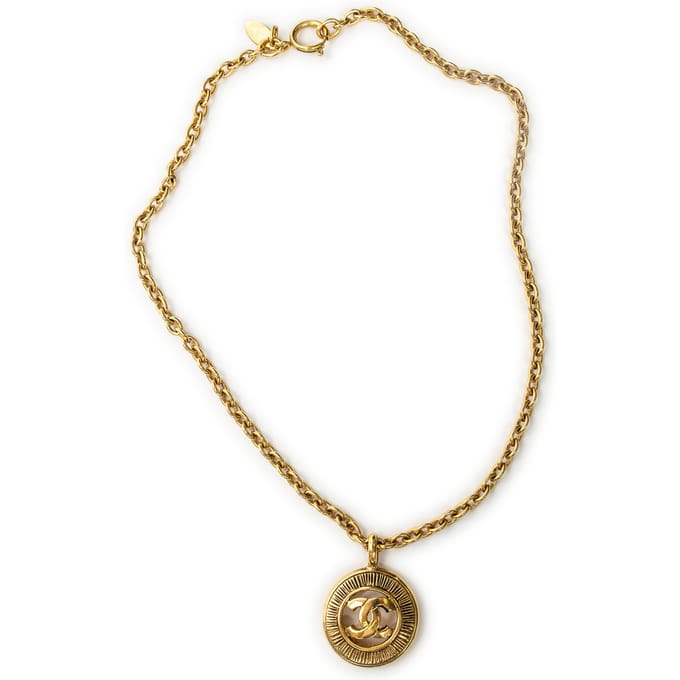 CC Round Pendant Chain Necklace  Ketting