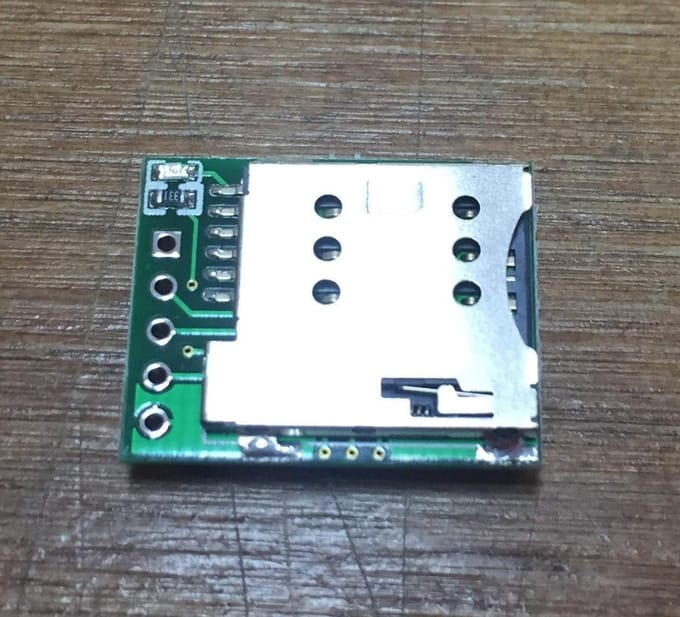 GSM Module - Mini Zender - Communicatie Projecten - Kleinste Ter Wereld - 3 cm - Groen