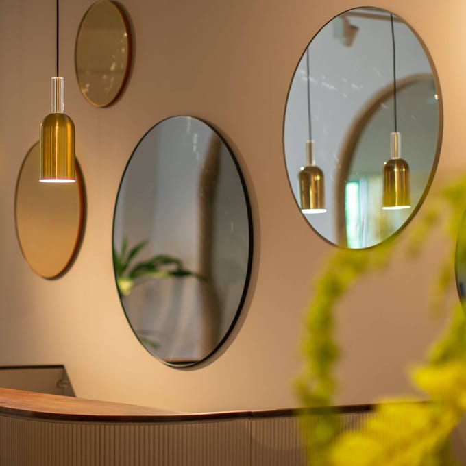 AYTM Spiegel Circum, helder / grijsbruin, Ø 70 cm, glas, hout