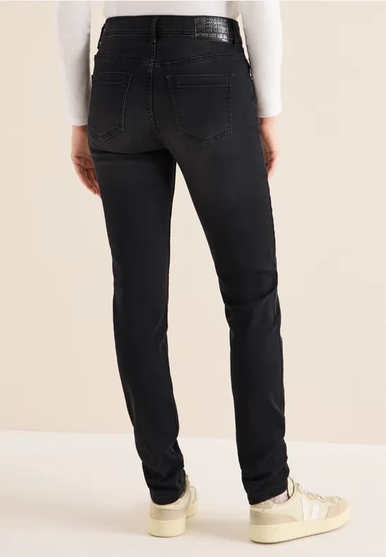 Slim Fit jeans