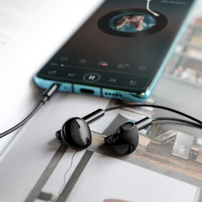 HOCO M64 Melodious - 3,5mm Audio-Jack Oortjes met Microfoon - 120cm - Zwart
