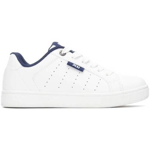 Lage Sneakers Xti 15131401