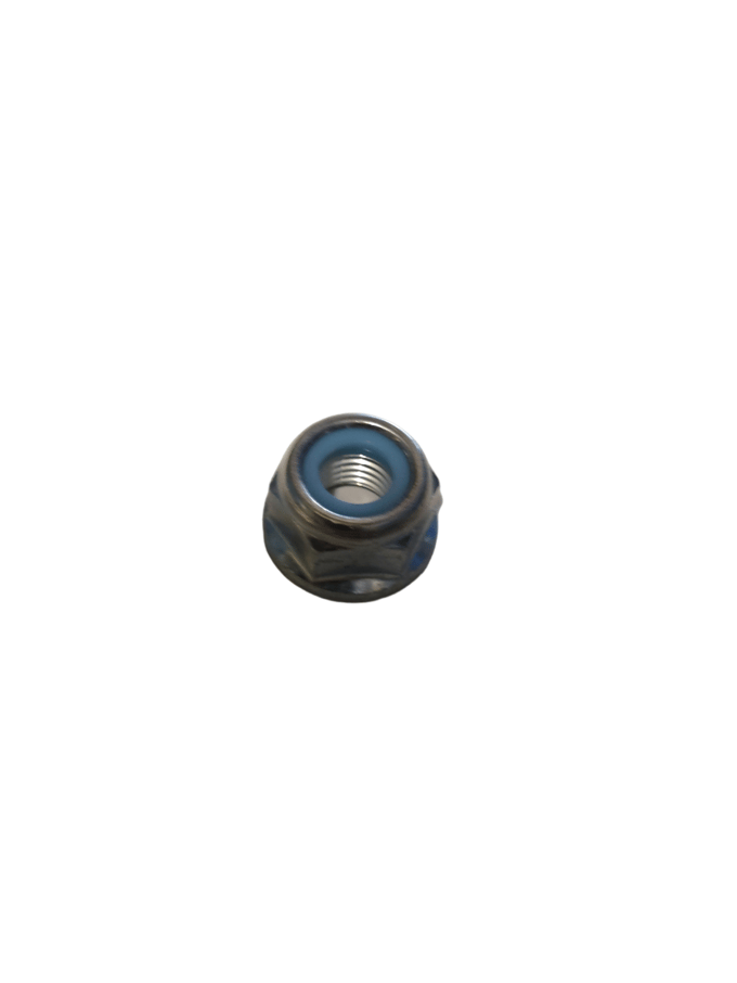 Blade nut