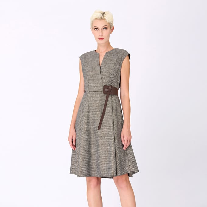 Trapeze -jurk met kruiseffect
