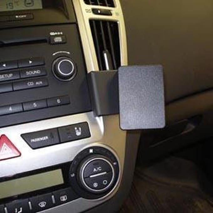 Brodit angled mount v. Kia Cee'd 07-