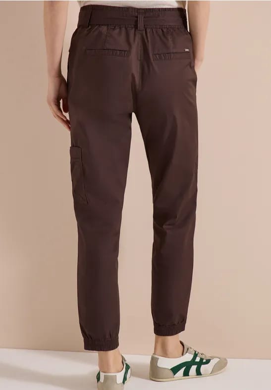 Mid Waist Slim Legs broek in Loose Fit