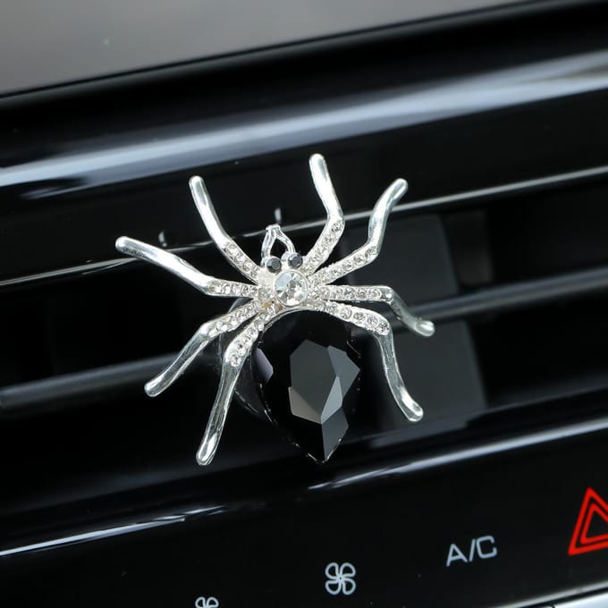 Sortie de climatisation de voiture en forme d'araignée, Clip d'aromathérapie, désodorisant de voiture, diffuseur de parfum de voiture rouge