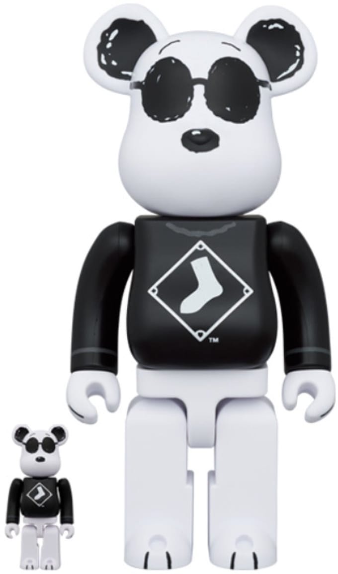 400% & 100% Bearbrick Set - Snoopy White Sox (MLB x Peanuts)