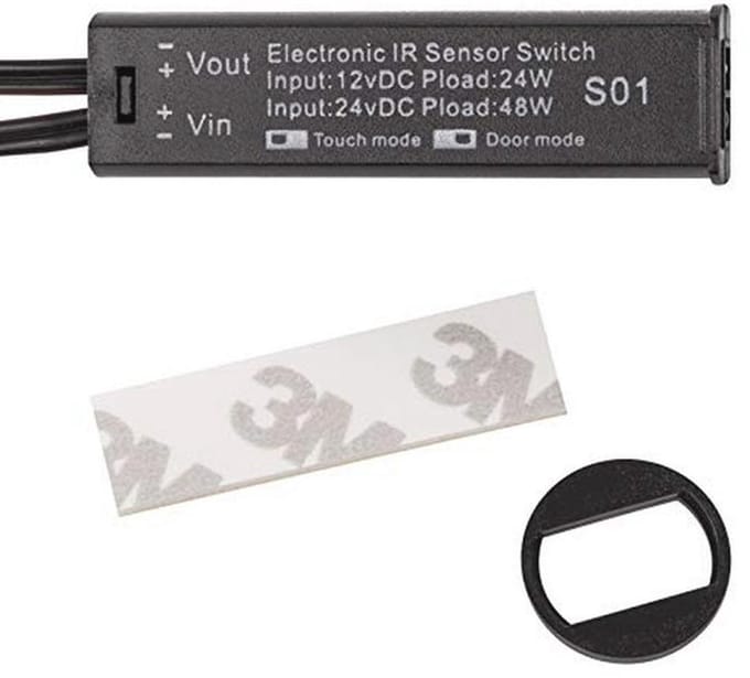 Inbouwsensor voor deur- of handbeweging met schakelfuncties