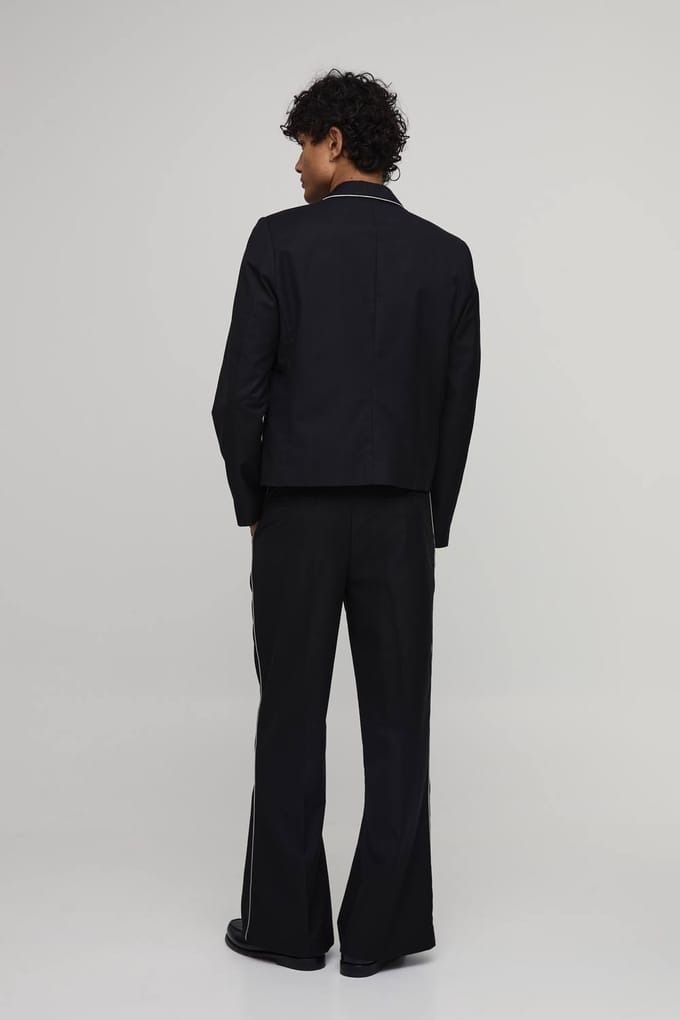 Contrast Piping Trim Cropped Boxy Blazer | Black | Size 52