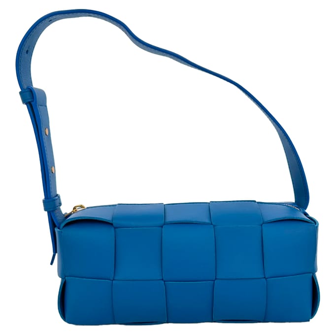Bottega Veneta Small Brick Cassette schoudertas in blauw lamsleer