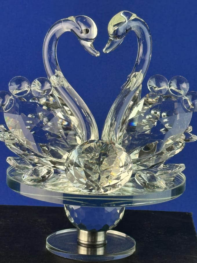 Kristallen Zwanen Set – Luxe Liefdessymbool met Geslepen Kristal