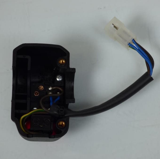 Commodo commutateur droit Domino pour scooter MBK 125 Skyliner 2001 à 2009 Neuf